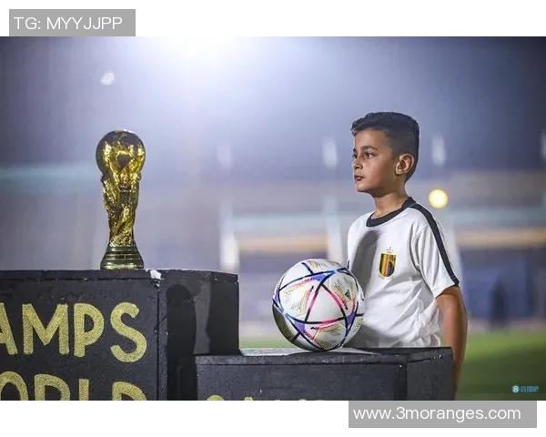 足球巨星之子追逐梦想 成长与挑战并存的故事