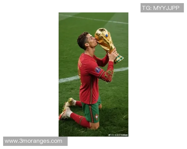 C罗经典造型大集合 展现足球巨星的不同魅力与风采