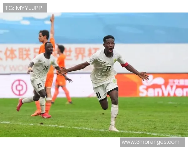 全球各国足球球星职业生涯在役年龄差异与发展趋势分析 全球各国足球球星职业生涯在役年龄差异与发展趋势分析